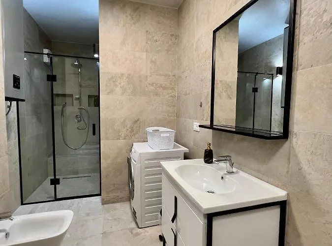 In City Centre Delux Durres