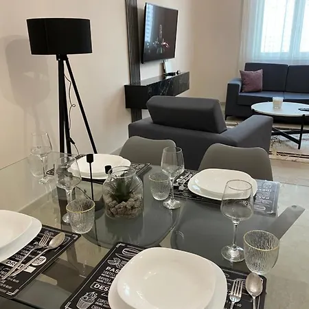 In City Centre Delux Apartamento